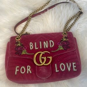 GUCCI
Velvet Matelasse Blind for Love Medium GG Marmont Shoulder Bag